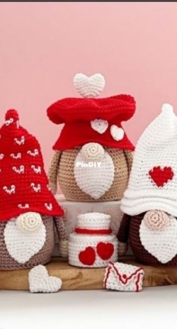 RNata - Natalia Ruzanova - Valentine Gnomes - Villo, Victor and Valentino