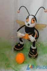 Bee