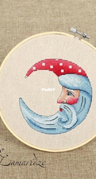 Santa Moon by Tamriko Lamaridze