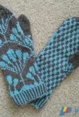 Fanfare Mittens by Reah Janise Kauffman
