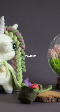 Lyra Lune Designs - Lyra Lune - Lily the Unicorn