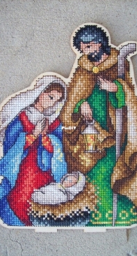Holy Family by MP Studio