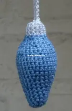 Haakbaak - Marjolein Flick - Long Christmas Tree Bauble - Russian - Free