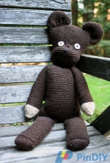 Knitting-and.com-Mr. Bean Style Teddy Bear by Sarah Bradberry-Free