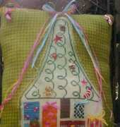 Fanci That 218 Festive christmas tree