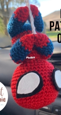 Crochet Jeanie - Jeanie - Hanging Spiderman