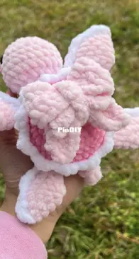Crochet by Genna - Genna Tatu - Mini Valentine's day Bow Merch Turtle