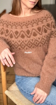 Cor Sweater by Rikke Bangsgaard - Refined Knitwear - English