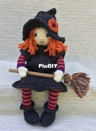 Rainebo Designs - Lorraine Pistorio - Witchie