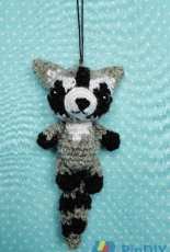 Unknown Designer - Raccoon Keychain - Russian - Free