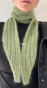 Scarf Waves by Linda Ozoliņa - English, Latvian