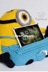 Crochet Arcade - Aneta Wawro - Stuart Book Tablet Holder
