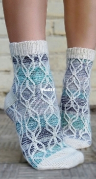 Deja Vu Socks by Svetlana Yelkina - Russian