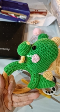 Dino rattle