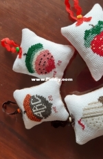 Monthly acorns by The Cricket Colletion