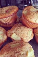Apple muffins