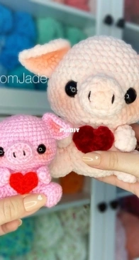 All From Jade - Jade Gauthier Boutin - Pascal the piglet - Pascal Le Porcelet - English and French