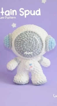 WooliGT /Wooli Amigurumis - Paola Arevalo - Captain Spud Astronaut