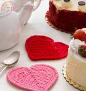 Red Heart LW4002 Valentine Heart Coaster by Andee Graves - Free