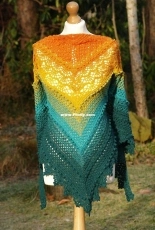 Crochet Wench - Colleen ONeill - Magnificent Marge Shawl- Free
