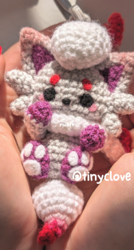 Tiny Clove - Bee / Chloe Gardiner - Worried Fox
