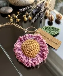 Flower keychain