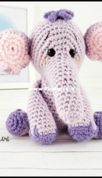 Sweet Oddity Art - Carolyne Brodie - Mini Elephant