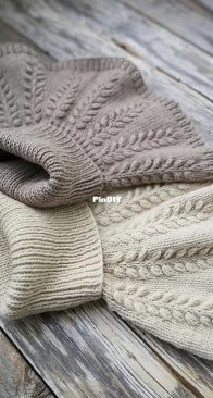 Raunioiset Neck Warmer by Suvi Lyytikäinen