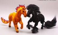 Crochet Pattern Guru - SimbaRed - Alexandra Simba - Skinfaxi and Hrimfaxi