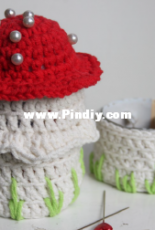 Inhaken- Fly Amanita pincushion - Dutch