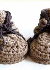 AppleBee Patterns - Brownie Baby Booties Crochet Pattern