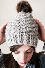 Slush textured toque with pom pom by Allison O Mahony - Kniterations - Free