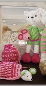 Lassal - Adventurous Kitty with her Mouse and Backpack - Abenteuerliche MiezeKatze mit ihrer Maus und Rucksack - German