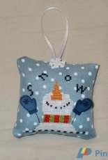 Lizzie Kate snow small pillow