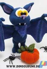 Dinegurumi - Sandra Haupt - Bat - Fledermaus - German