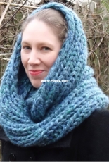 Frost Giant Cowl by Susanne Visch-Free
