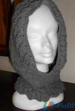 Crocodile Stitch Hood