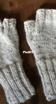 Mulberry Marsh Mitts by Fiber of Maine-Free