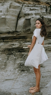 Common Stitch - Ali Pollard and Charlie Mackay - Sparrow Market Tote - Free