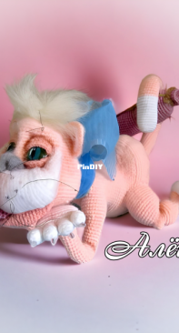 Aleshka - Alexey Kapnin - Алексей Капнин - Cat - Кот Персиваль - Russian