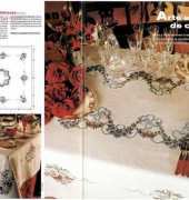 Labores del Hogar Colleccion No. 14 - Romantic Tablecloth