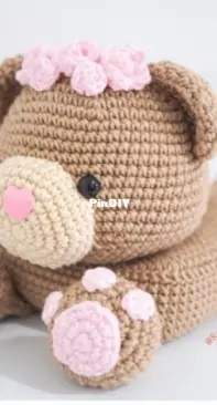 Receitas Carneirinho - Izabel Carneiro - Female Bear Cub  Wipe Holder - Porta Lenço Umedecido Ursinha - Portuguese