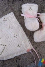 Little Angel Bonnet & Booties Set by Suzie Sparkles