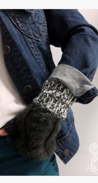 Fingerless gloves