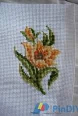 broderie pour carte postale "une fleur"