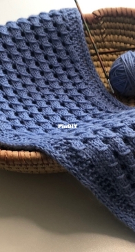 Tuch Klara Scarf by Dana Finke - English, German - Free