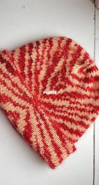 Zebra Beanie by Katja Dyrberg - Popknit -  English