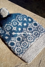 Lanterna by Alice Twain