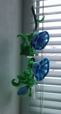 Chenille bindweed pendant