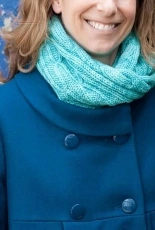 Plucky Curacao Cowl by Thea Colman -Free